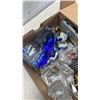 Image 2 : LOT OF ART GLASS, METAL AND OTHER PENGUIN FIGURES - SIGNED, HOSELTON SCULPTURE, SDS SEAPOOT GROUP