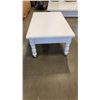 Image 2 : PAINTED WHITE COFFEE TABLE ON WHEELS