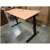 Image 2 : ELECTRIC ADJUSTABLE HEIGHT DESK 60" X 24" WORKING