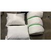 Image 1 : DUVET AND 2 PILLOWS