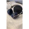 Image 2 : BEATS SOLO 3 BLUETOOTH CLUB COLLECTION WIRELESS HEADPHONES - TESTED WORKING- RETAIL $399