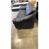 Image 2 : BLACK LEATHER SOFA