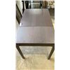 Image 3 : MODERN DINING TABLE WITH LEAF AND 2 CHAIRS