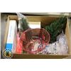 Image 1 : BOX OF VINTAGE CHRISTMAS DECORATIONS