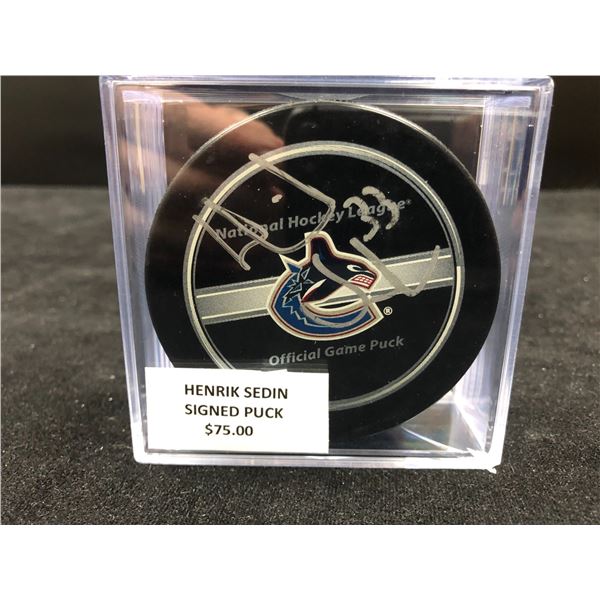 HENRIK SEDIN SIGNED VANCOUVER CANUCKS HOCKEY PUCK (GCG COA)