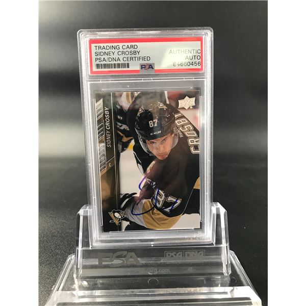 SIDNEY CROSBY SIGNED 2019-20 UPPER DECK HOCKEY CARD (PSA COA)
