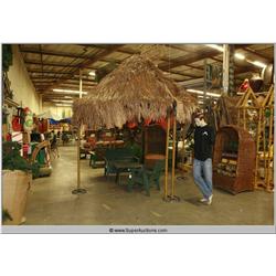 Large Circular Tropical Grass Hut Gazebo with Bamboo Frame 