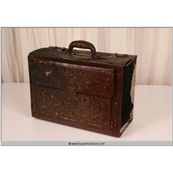 "Law Abiding Citizen" 2009 Brown Leather Business File Holder Suit Case {Damaged} 