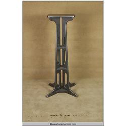 "Starship Troopers" 1997 Original Production Made Silver Colored Pedestal