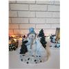 Image 3 : Mini Water Globes & Snowman/Polar Bear Decoration