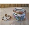 Image 14 : Hand-Painted Tea Pot, Creamer & Sugar Bowl w/ 6 Cups & Saucers, Made in China