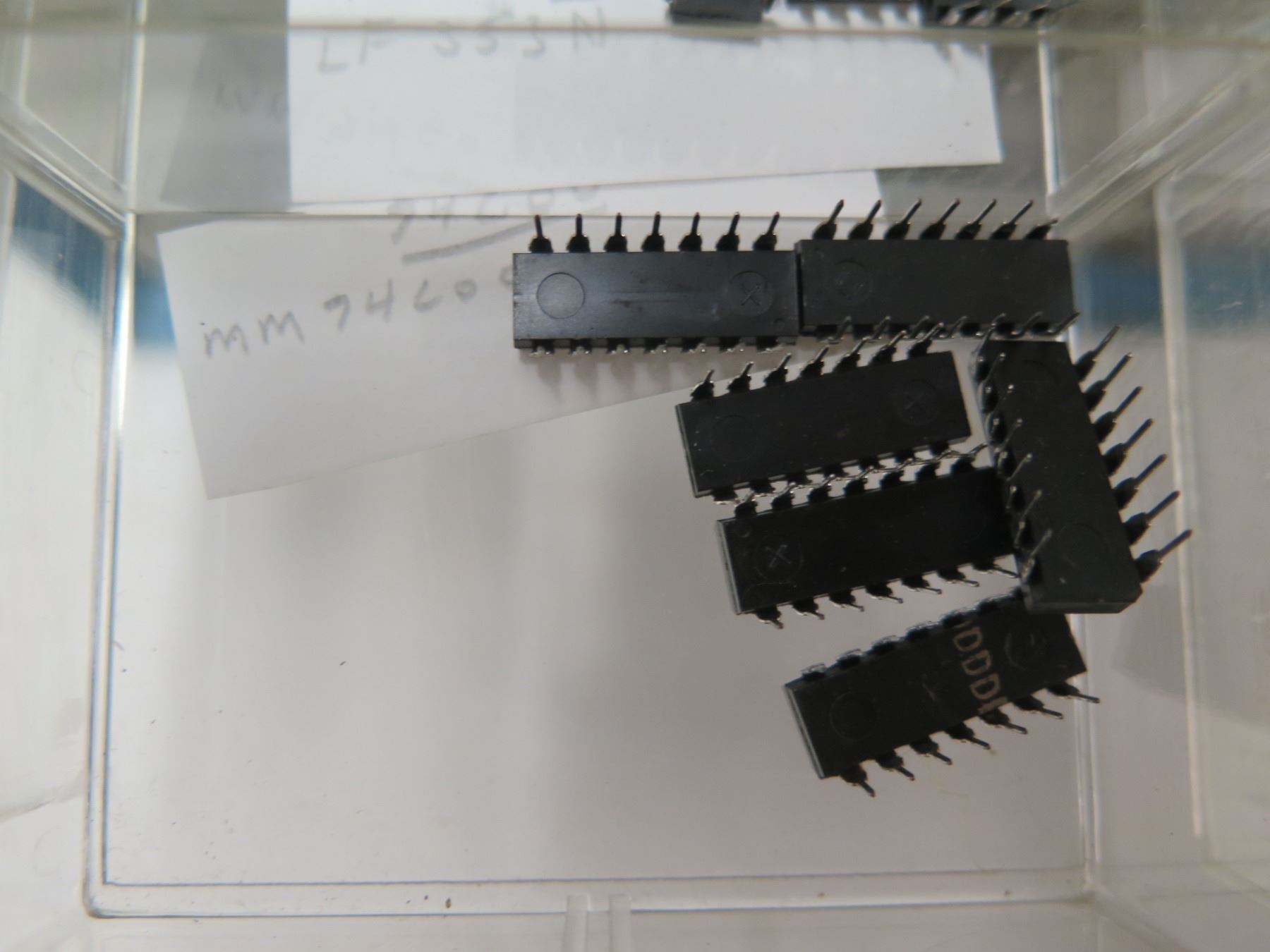 Multiple Resistor Chip Multiple Transistors, Capacitors, Chips, Resistors, etc in Organizer ...