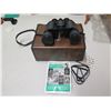 Image 11 : Bushnell Insta Focus Binoculars w/ Guide & 3 Carrying Cases