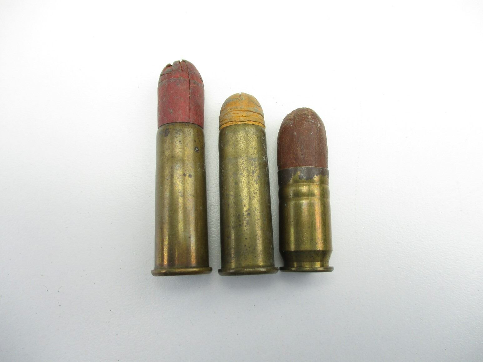 COLLECTIBLE ASSORTED .44 XL AND .44-40 SHOTSHELL AMMO