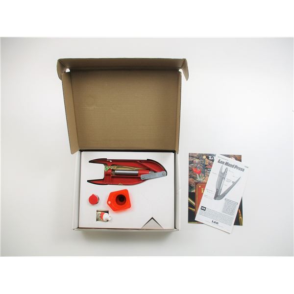LEE HAND PRESS KIT
