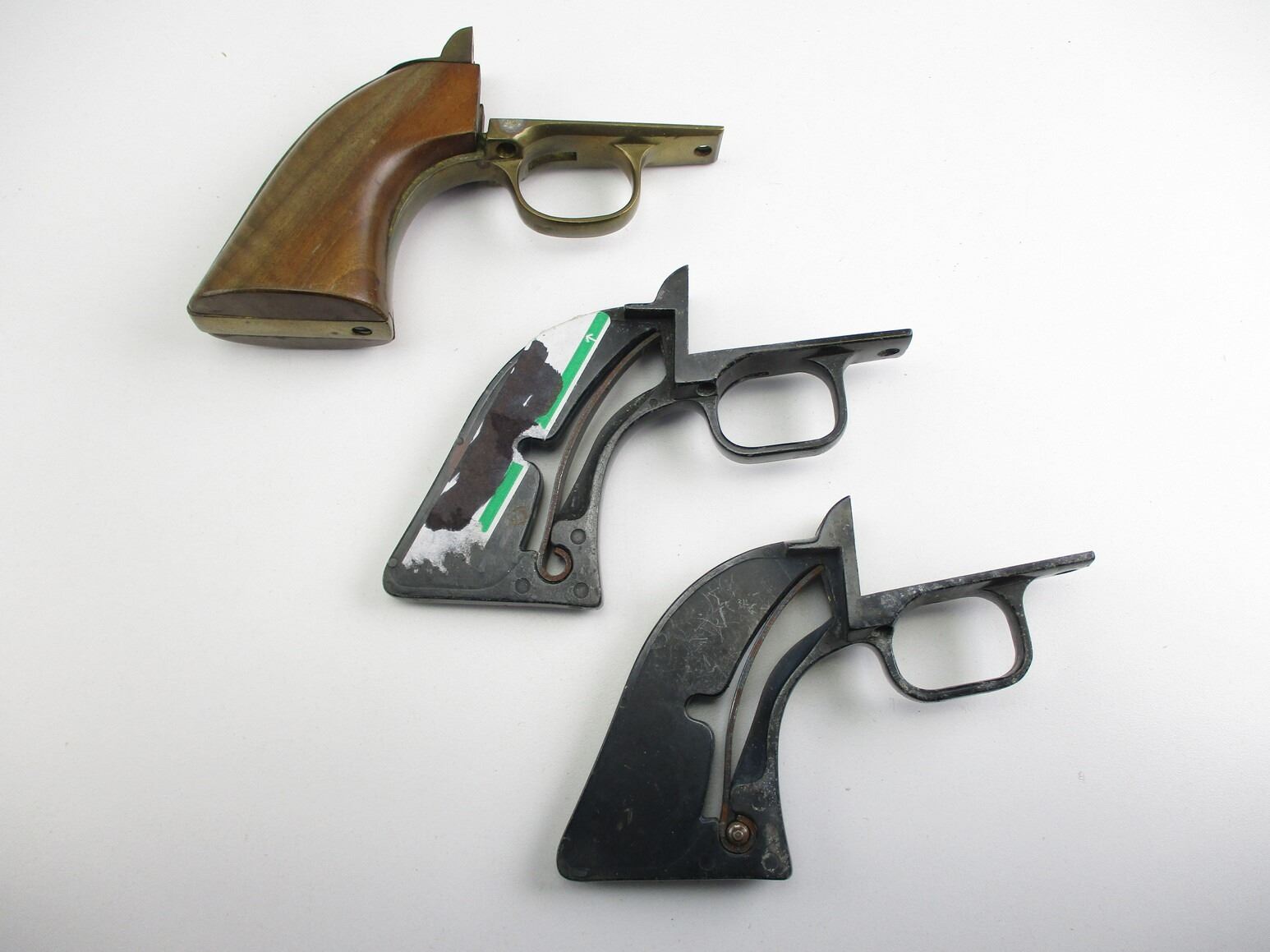 ASSORTED SINGLE SHOT REVOLVER TRIGGER GUARD & BACK STRAPS