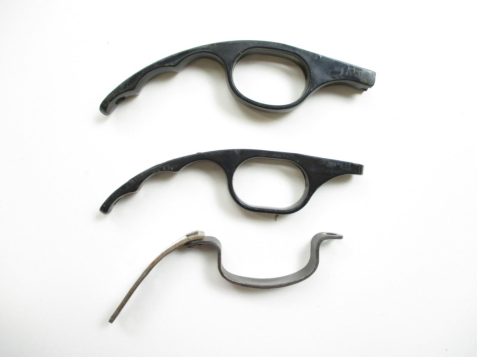 Angular Trigger Guard MOSSBERG TRIGGER GUARDS ETC