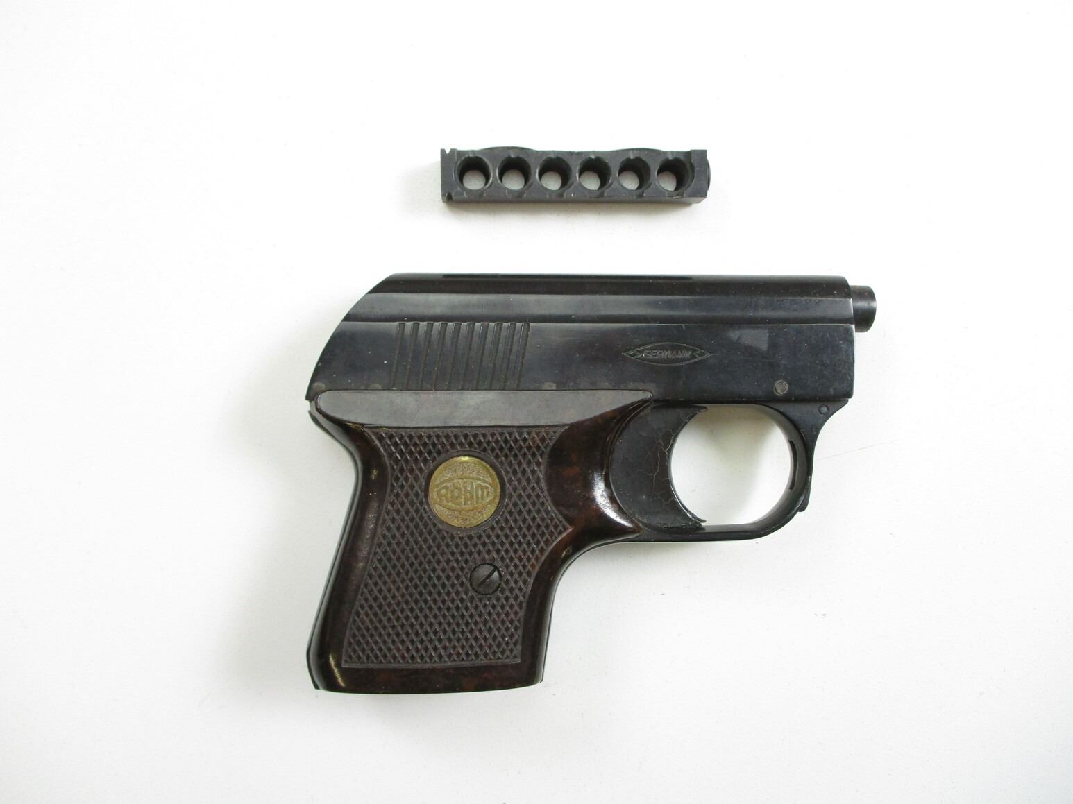 Revolver Rg3 ORIGINAL ROHM RG3 MODEL 52 STARTER PISTOL - Switzer's Auction ...