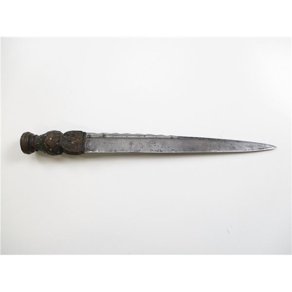 EARLY STYLE SCOTTISH DIRK