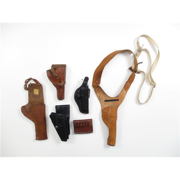 ASSORTED REVOLVER STYLE HOLSTERS