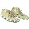 Image 1 : Cheyenne Beaded Moccasins