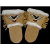 Image 1 : Cree Beaded Mittens