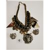 Image 1 : Amrita panther matching necklace and earrings