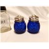 Image 3 : Nabob coffee & blue salt & pepper shakers