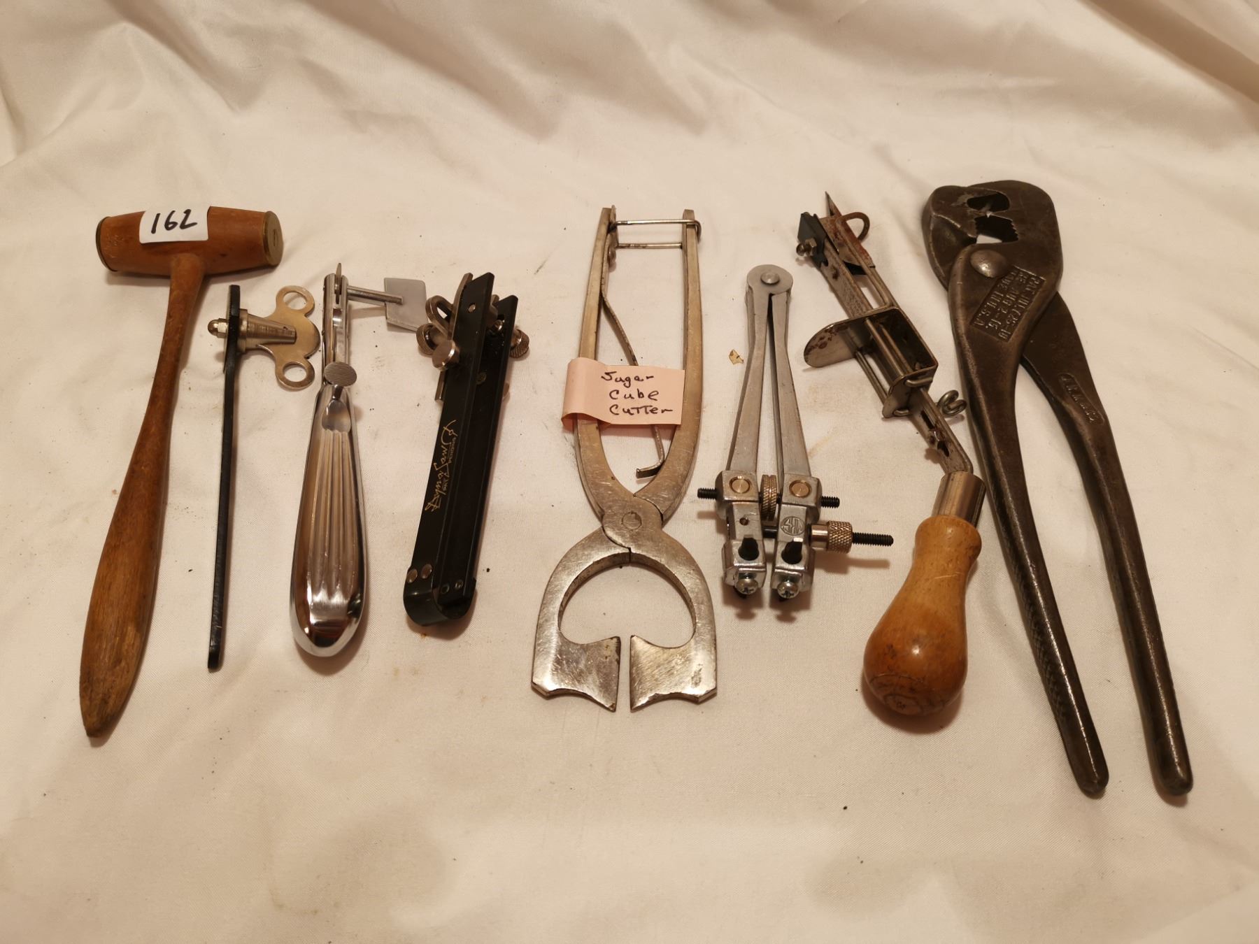 Old specialty hand tools - Schmalz Auctions