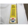 Image 3 : Vintage 1970 Yellow Pepsi Thermometer 27 inches Tall