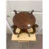 Image 2 : Small oak table - nice pipe smokers stand - 18"H x 16"W