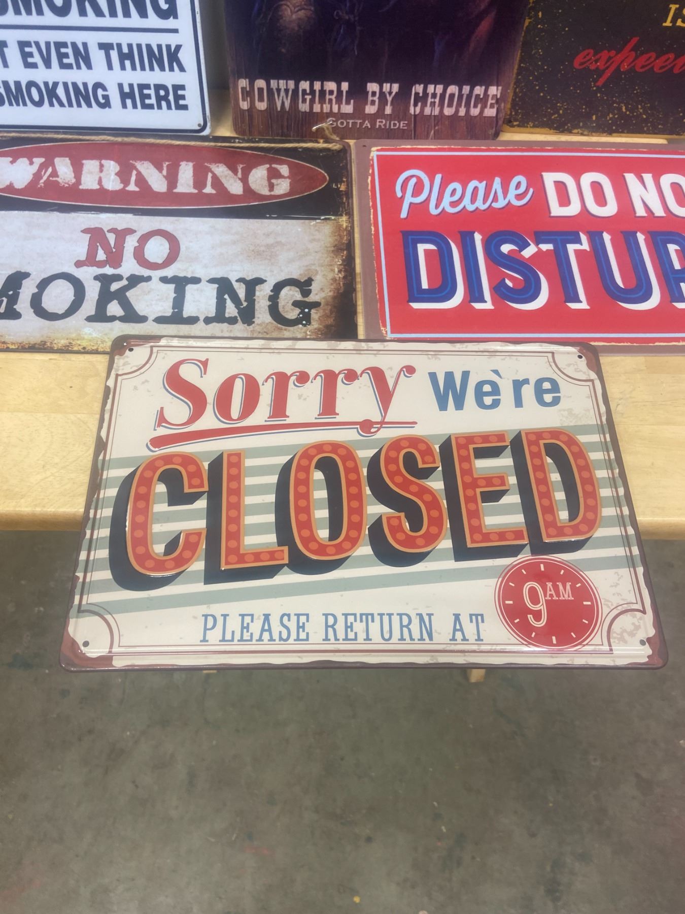 6 Reproduction Tin signs - 12