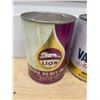 Image 2 : 2 oil tins - lion and valvoline