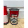 Image 3 : 2 Esso oil tins