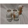 Image 3 : Nice doggy salt and pepper shakers, with mama dog stand
