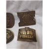 Image 3 : 4 Assorted Belt buckles - Robin hood, Kamloops, Feed rite, the Pioneer