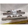 Image 2 : 1950's GMC emblems