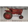 Image 3 : Red "International" metal tractor collectors toy - good condition