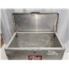 Image 3 : Vintage "7up" silver metal cooler - 22"W x 15"H x 13"D