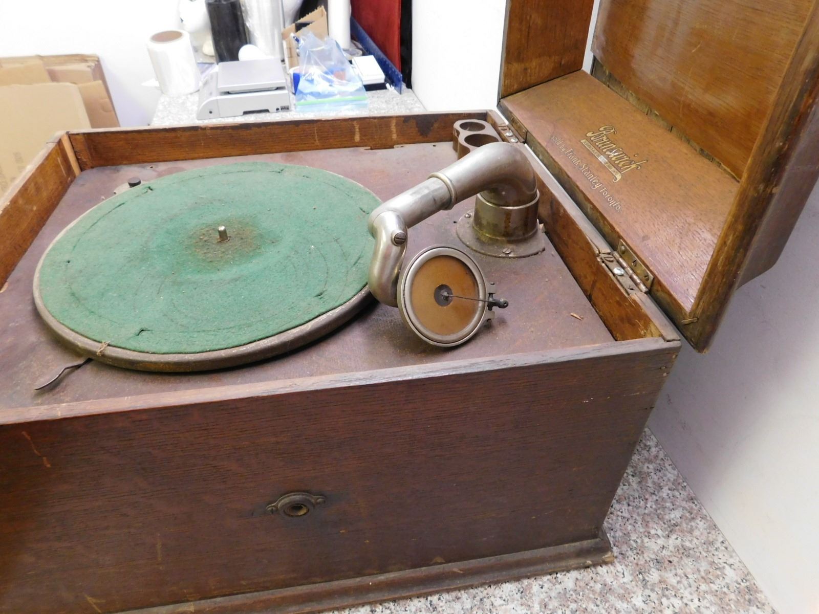 Antique Wooden Brunswick Gramophone FOR PARTS REPAIR