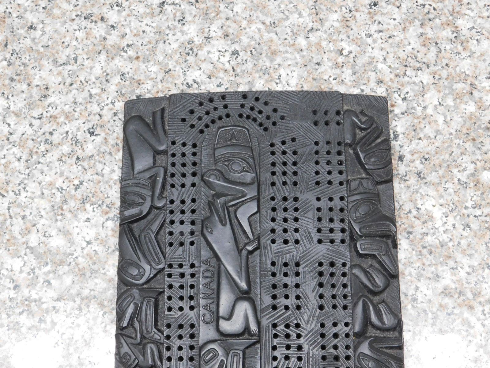 Canada Haida Art Cribbage Board Black Pearlite Vancouver BC