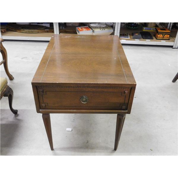 Vintage Wooden End Table With Drawer Dailcraft Made In Canada
