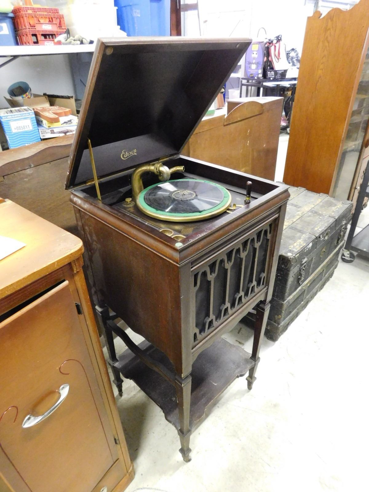 Antique Edison Gramophone Model B-150 Wooden