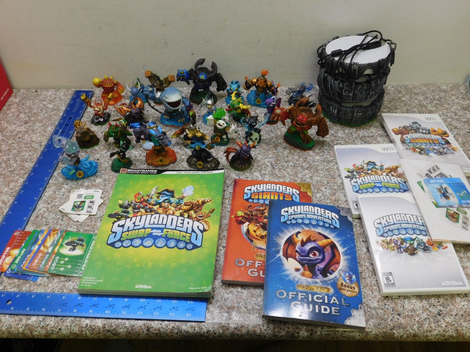 Wii Console Light Blue/Skylanders Giants |Bundle [Used In Box - Foto 1