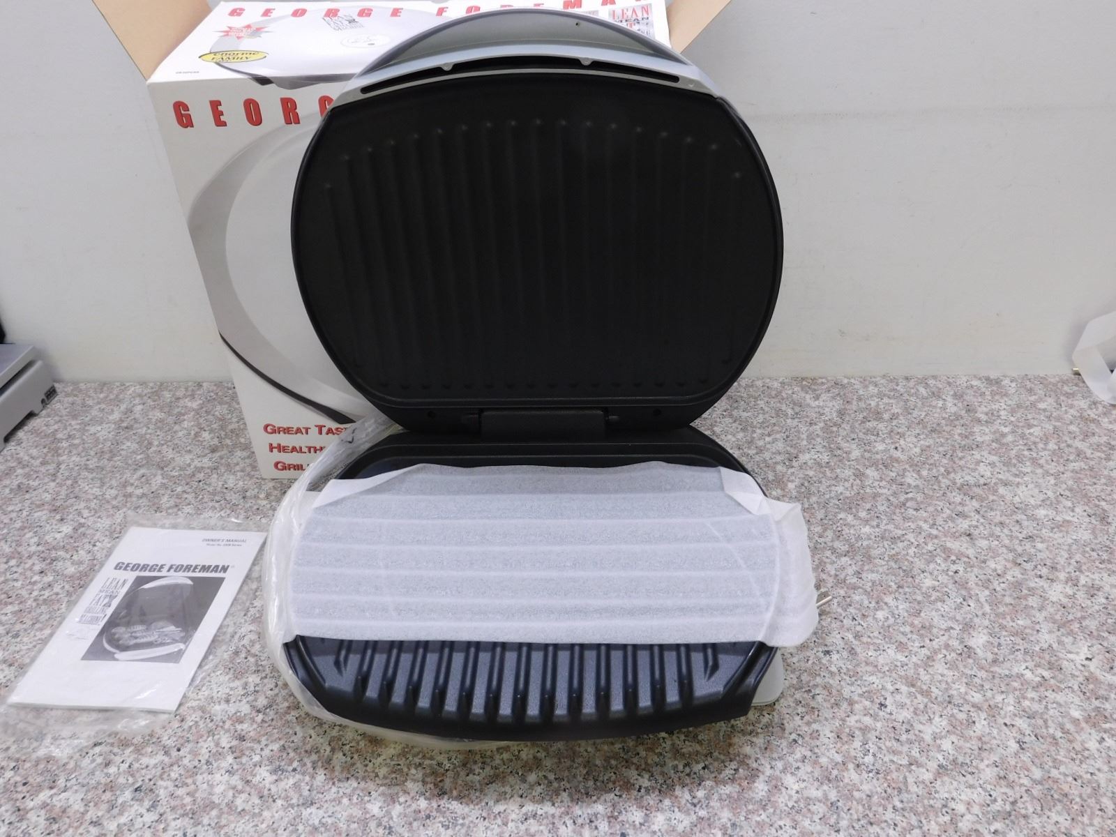 Foreman Tabletop Grill Indoor Jumbo Size Grilling Machine