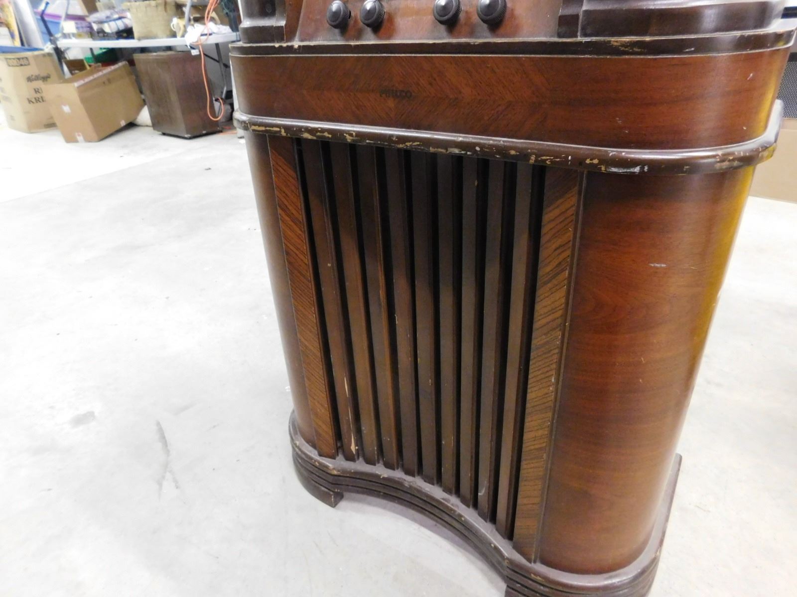 Vintage Floor Standing Radio Philco 9A Wooden