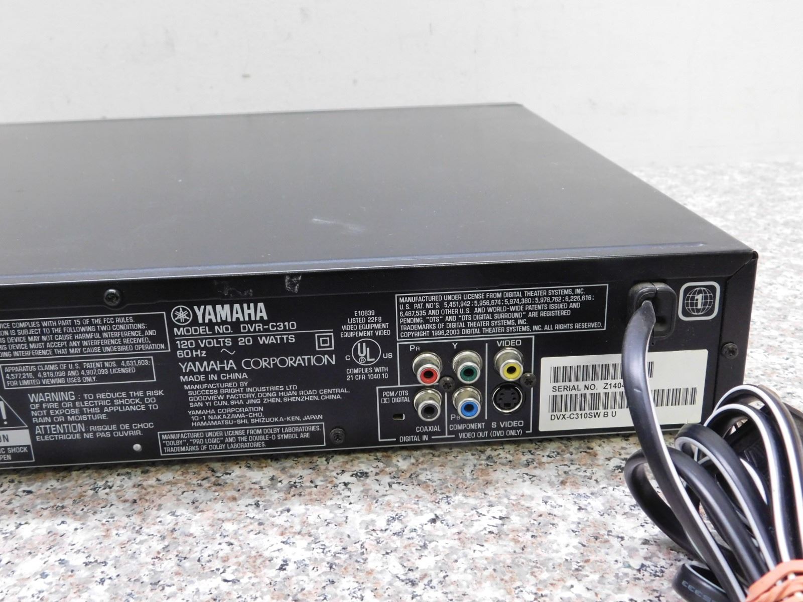 Yamaha 5 Disc CD / DVD Changer Powers Up 