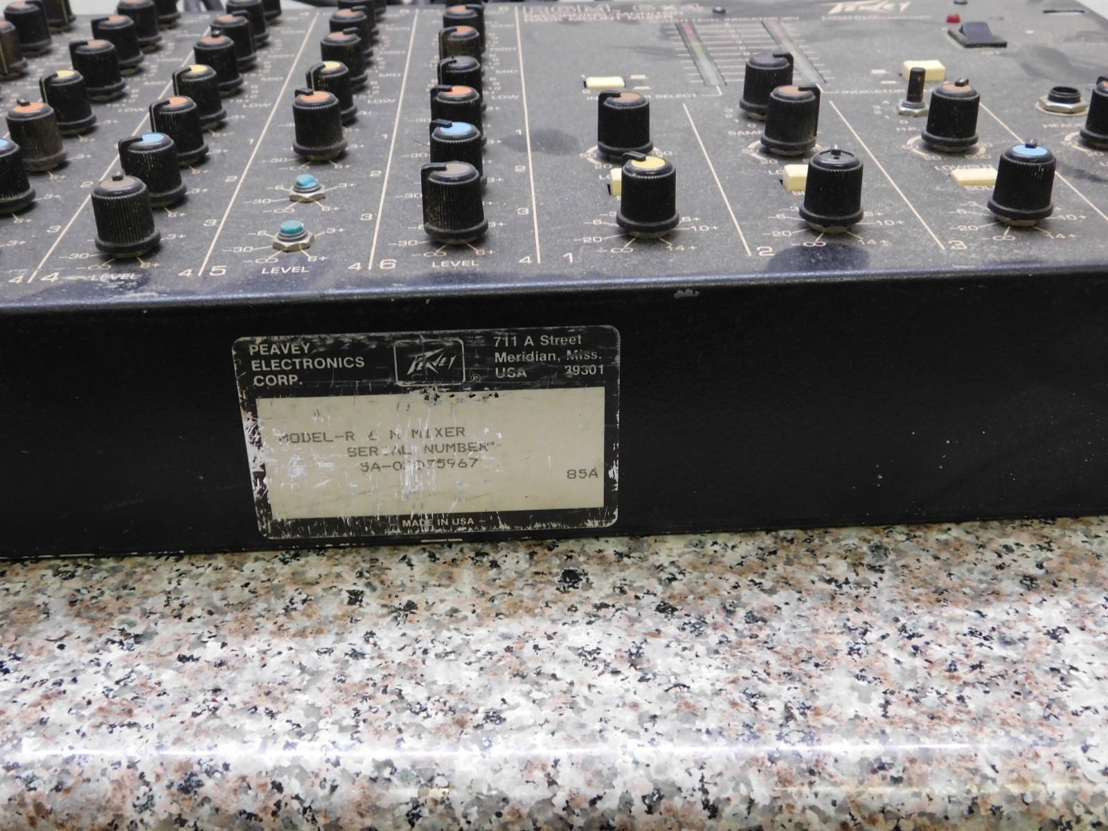 PeaVey R6M 6X4 Recording Monitor Rack Mount Mixer