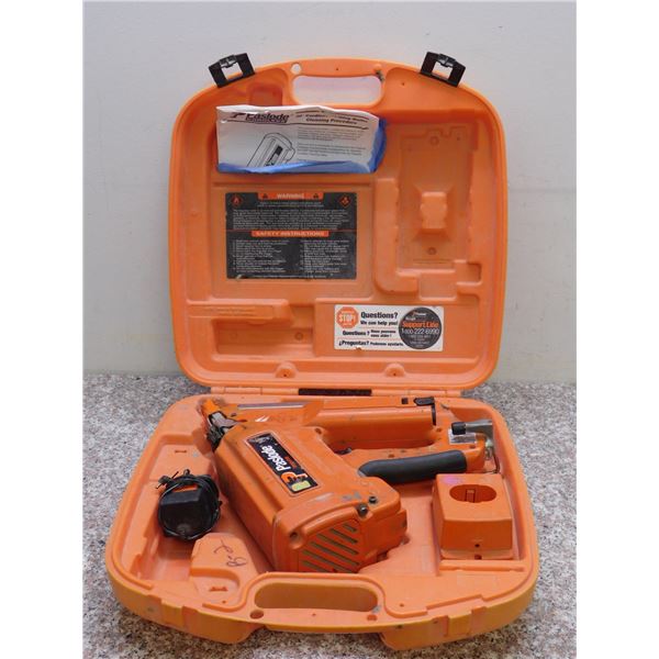 Paslode Impulse IMCT 30 Cordless Utility Framing Nailer 900420 With Case Charger Battery