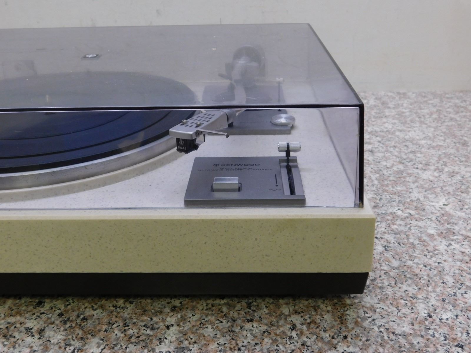 Kenwood Model KD2055 Automatic Return Turntable "The Granite Turntable"